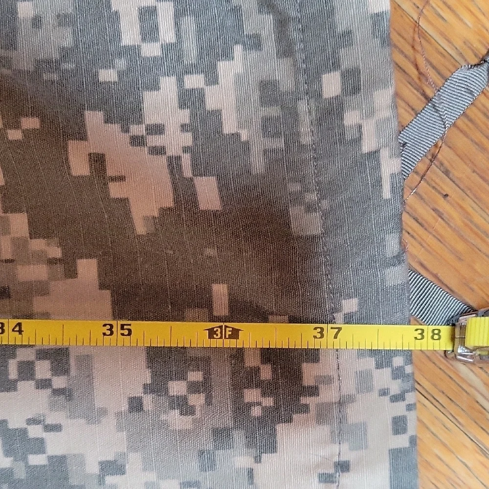 Men's Camouflage Army Cargo Trousers & Shorts Size Medium